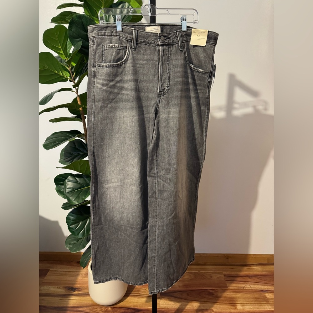 Universal Thread Women's Charcoal Super Wide Leg Jeans